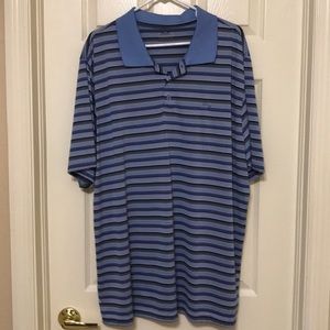 Men’s polo style golf shirt.